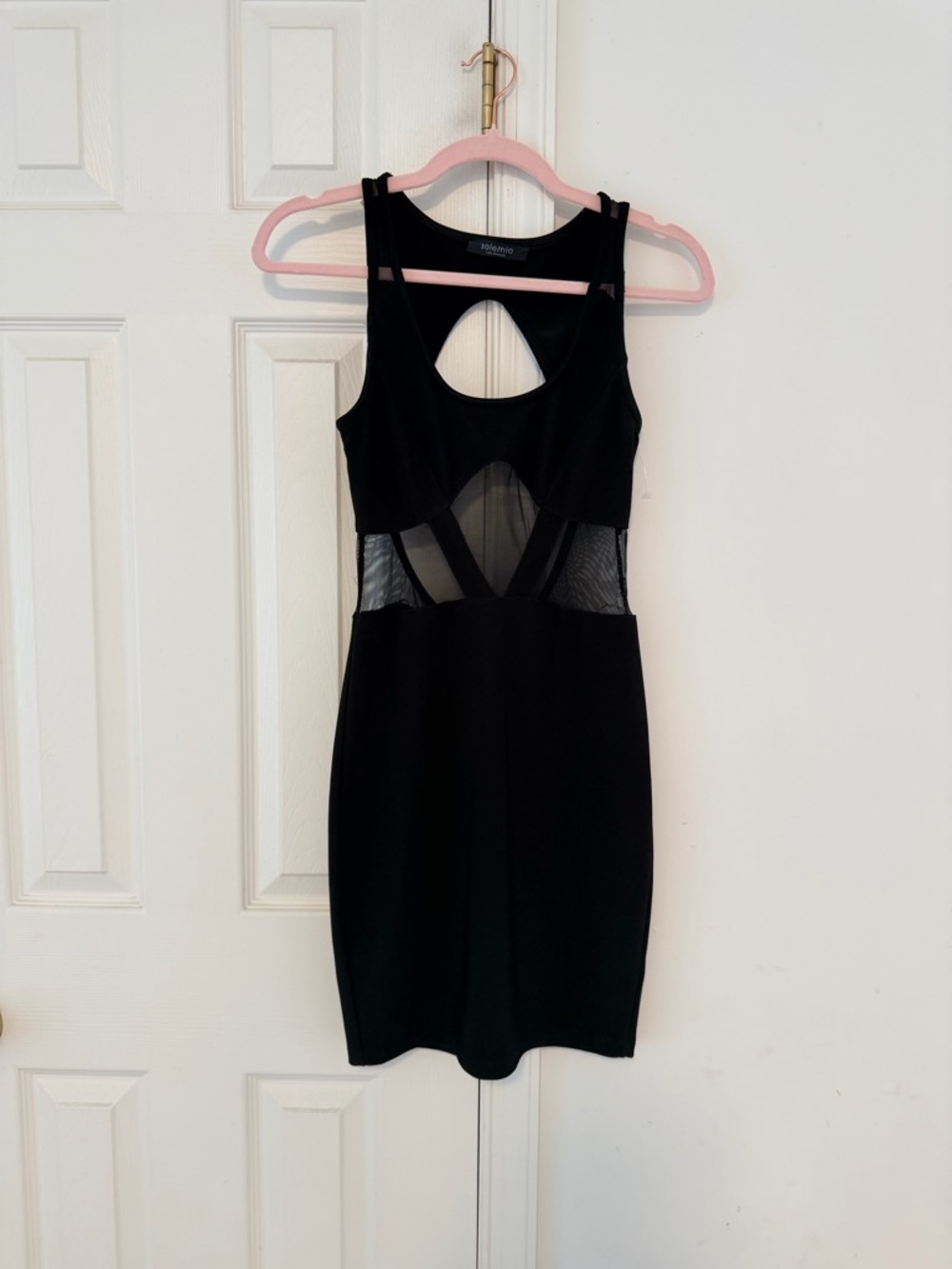 Black Cutout Mesh Bodycon Dress - Solemio